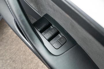 https://dvg-vehicle-assets.s3.amazonaws.com/C4799/bxgxhlp820re6ru3yf410j5ba.jpg