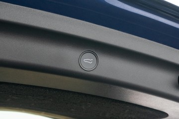 https://dvg-vehicle-assets.s3.amazonaws.com/C4799/f56g8xkk0w9msfcegvvz2p2uz.jpg