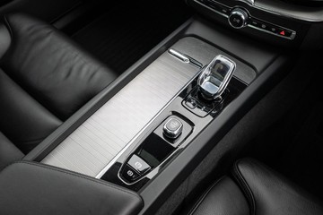 https://dvg-vehicle-assets.s3.amazonaws.com/C4804/6znws42p4z1kdzicvzbi5cs48.jpg