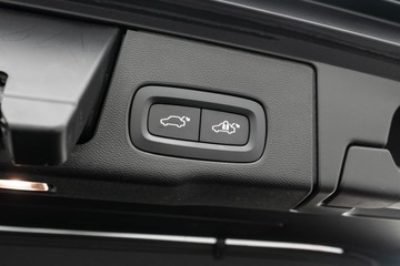https://dvg-vehicle-assets.s3.amazonaws.com/C4804/7kpag3ro19wo9r8kr4f7hg6hg.jpg