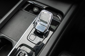 https://dvg-vehicle-assets.s3.amazonaws.com/C4804/83ytlcdpiajn5d7ztlnbqo0vc.jpg