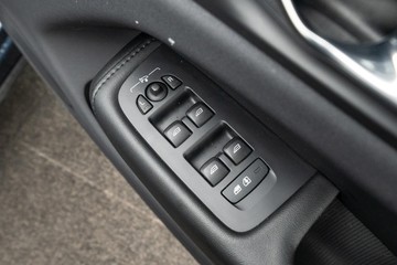 https://dvg-vehicle-assets.s3.amazonaws.com/C4804/a3qnwour25nl702b8mzjv0qy9.jpg