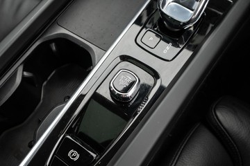 https://dvg-vehicle-assets.s3.amazonaws.com/C4804/f08zguvmtj08sfy3s5uscd8yx.jpg