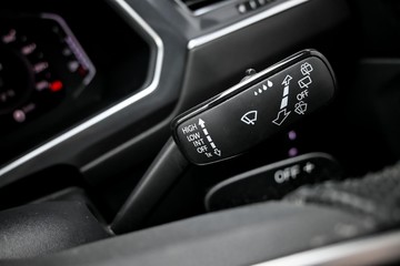 https://dvg-vehicle-assets.s3.amazonaws.com/C4818/ajo1u5wg0r120ji929qay6vwf.jpg