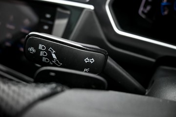 https://dvg-vehicle-assets.s3.amazonaws.com/C4818/e827thypuond5zq3q0ycbyy6x.jpg