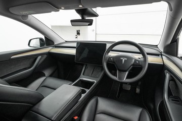 https://dvg-vehicle-assets.s3.amazonaws.com/C4819/50zuwszqfcygl2erb592c6iqs.jpg