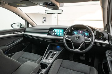https://dvg-vehicle-assets.s3.amazonaws.com/C4829/6vz1wenarpruhavgh6ec57uzn.jpg