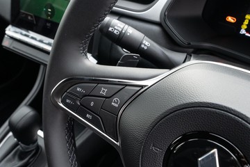 https://dvg-vehicle-assets.s3.amazonaws.com/C4838/96bhdytzcgjeunazivlni5xr2.jpg