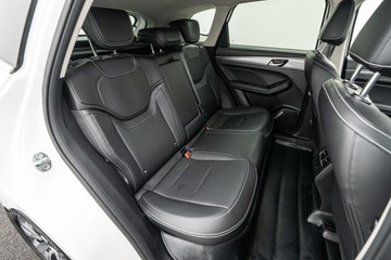 https://dvg-vehicle-assets.s3.amazonaws.com/C4848/c6bdn7l0hj2vun3no1j8hamr9.jpg