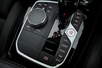 https://dvg-vehicle-assets.s3.amazonaws.com/C4856/7ww9vv0hvvx6v951cqocnypyz.jpg