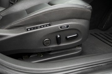 https://dvg-vehicle-assets.s3.amazonaws.com/C4869/49bano642kczyaihbvg8fiker.jpg