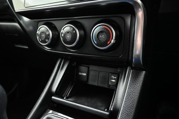 https://dvg-vehicle-assets.s3.amazonaws.com/C4871/3a6y5jnjmwds04mgnyndpvi7z.jpg