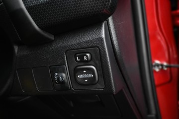 https://dvg-vehicle-assets.s3.amazonaws.com/C4871/kl05j4pheurl84qz82ttlqdg.jpg