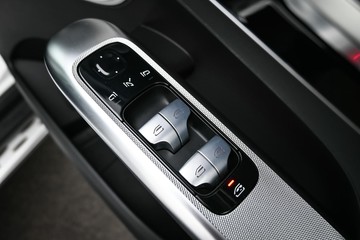 https://dvg-vehicle-assets.s3.amazonaws.com/C4878/28pv441mepow0cfifz5pbyhq0.jpg