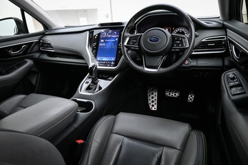 https://dvg-vehicle-assets.s3.amazonaws.com/C4879/9sbeiru7n25h4qzj819wmw42.jpg