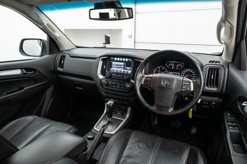 https://dvg-vehicle-assets.s3.amazonaws.com/C4881/44l502k51moh4xgm5dqbzorg8.jpg