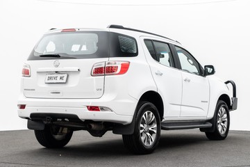 https://dvg-vehicle-assets.s3.amazonaws.com/C4881/d3sywro9w33awdts5wpxw7iu0.jpg