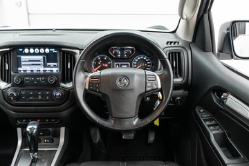 https://dvg-vehicle-assets.s3.amazonaws.com/C4881/dko5j5hjq9e7wbqhin80jcjvc.jpg