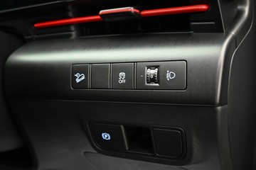 https://dvg-vehicle-assets.s3.amazonaws.com/C4896/4kaxicmtfecqqzbzah7ggfem6.jpg