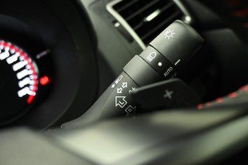 https://dvg-vehicle-assets.s3.amazonaws.com/C4910/djcrvytev3kfuq2svcm1kthdq.jpg