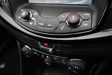https://dvg-vehicle-assets.s3.amazonaws.com/C4912/e15qiofy9zgsa2ecmu2xu6lcz.jpg