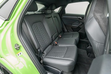 https://dvg-vehicle-assets.s3.amazonaws.com/C4930/6b8kthnnodlb2wf20lia5b9ek.jpg
