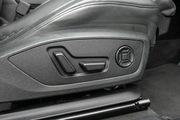 https://dvg-vehicle-assets.s3.amazonaws.com/C4930/cns0t285426r914z7az4mxn9l.jpg