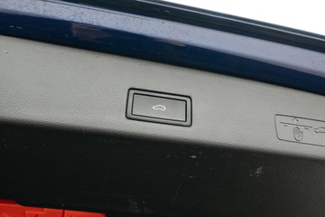 https://dvg-vehicle-assets.s3.amazonaws.com/C4931/7oae6zb0mla1oczq2bhmyuvfk.jpg