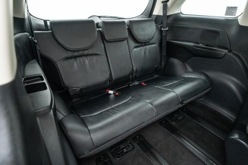 https://dvg-vehicle-assets.s3.amazonaws.com/C4957/1yag8ftsy3nblcylo8oqc557i.jpg