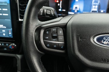 https://dvg-vehicle-assets.s3.amazonaws.com/C4970/55kiuakhat01otxlvka4xbmdm.jpg