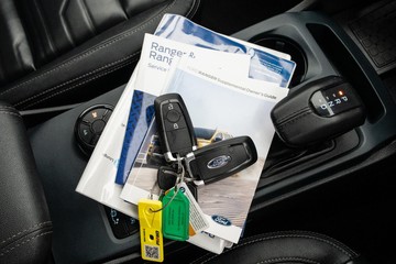 https://dvg-vehicle-assets.s3.amazonaws.com/C4970/5mo6cqokm6yen9lgio7nqxe08.jpg