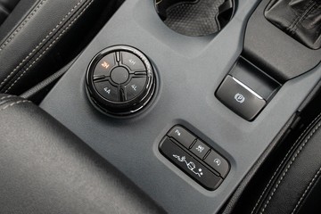 https://dvg-vehicle-assets.s3.amazonaws.com/C4970/95tzlhwm28k31owtwcqmtw3h5.jpg