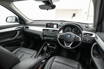 https://dvg-vehicle-assets.s3.amazonaws.com/C4975/6yev7g52ptw2ausqs0aavblv3.jpg