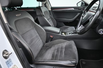 https://dvg-vehicle-assets.s3.amazonaws.com/C4976/1tttqg6t8i0994jbjxqzbzgoh.jpg