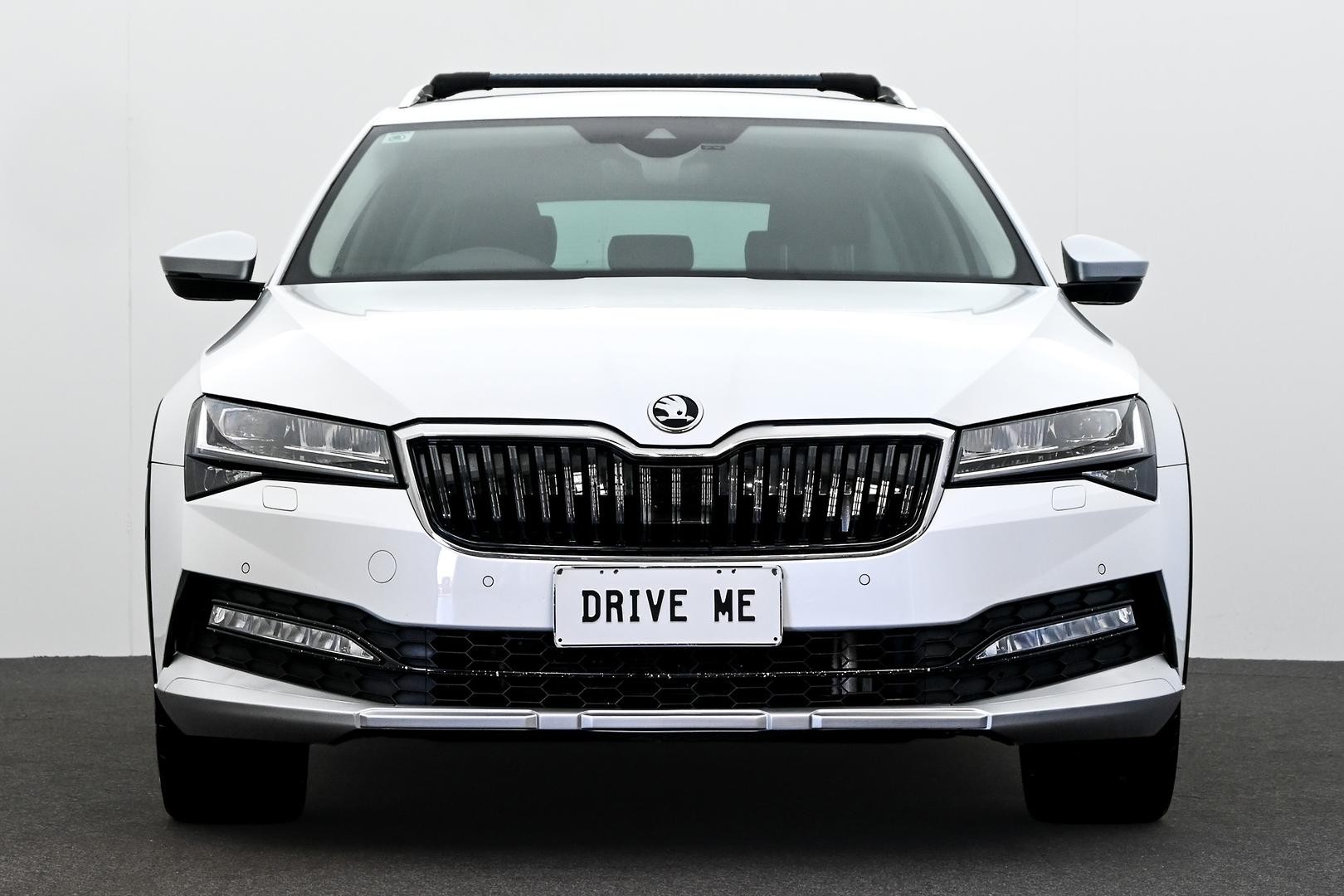 Skoda Superb image 2