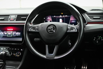 https://dvg-vehicle-assets.s3.amazonaws.com/C4976/ar9k234twvy296ecf53y7hwi2.jpg