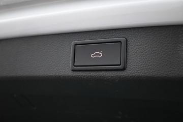 https://dvg-vehicle-assets.s3.amazonaws.com/C4976/deazhz8xgw0wj418s0r1zw3k8.jpg