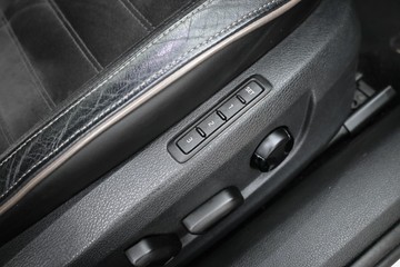https://dvg-vehicle-assets.s3.amazonaws.com/C4976/eo9h7f42b09fzn0c6cko5znc5.jpg