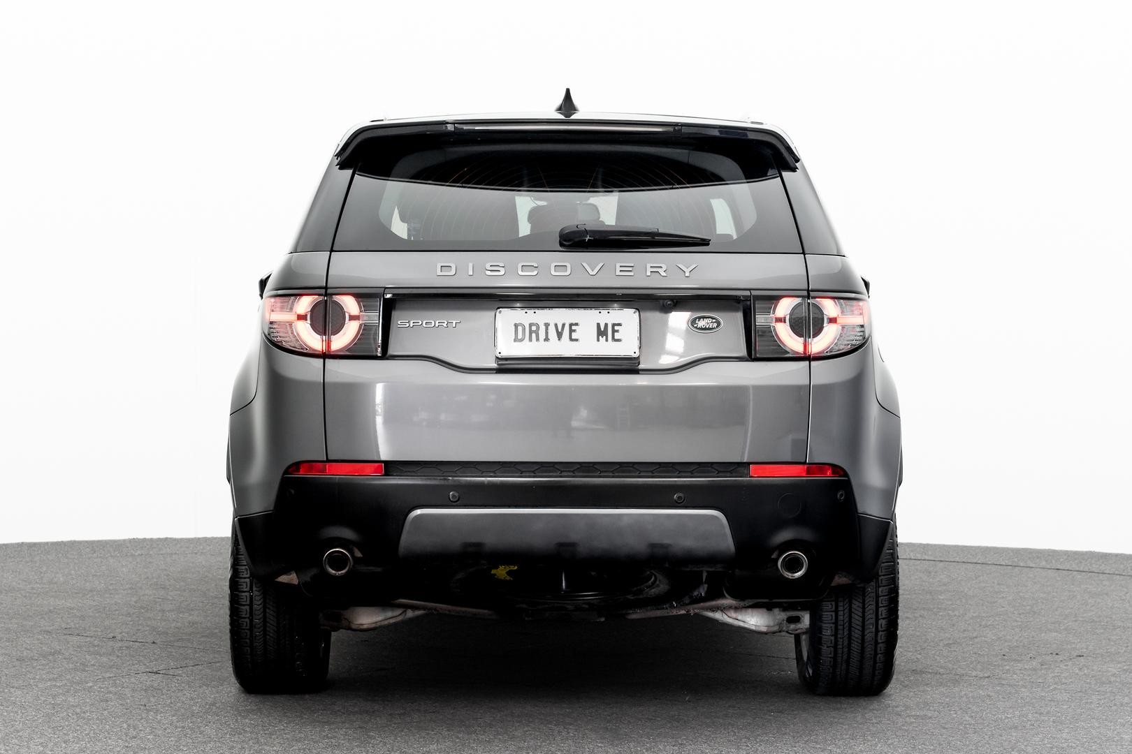 Land Rover Discovery Sport image 3
