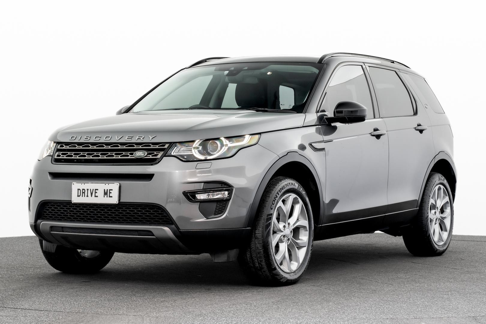 Land Rover Discovery Sport image 1