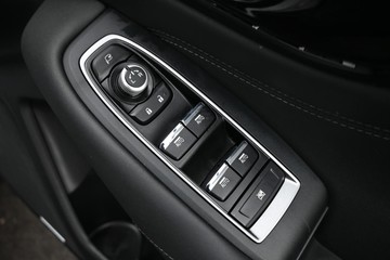 https://dvg-vehicle-assets.s3.amazonaws.com/C4987/10youl5qzxqv1fgpq8qcc5npc.jpg