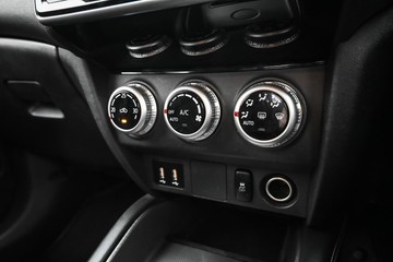 https://dvg-vehicle-assets.s3.amazonaws.com/C4988/eptpfelg4zr6fxs6sh3j0gf9a.jpg