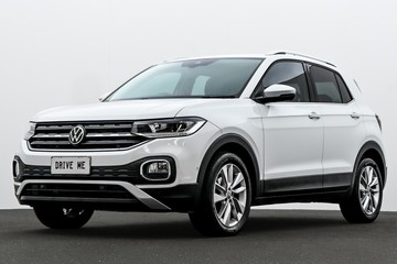https://dvg-vehicle-assets.s3.amazonaws.com/C4991/83hosmdsd0wc7p26ms0h9knzi.jpg