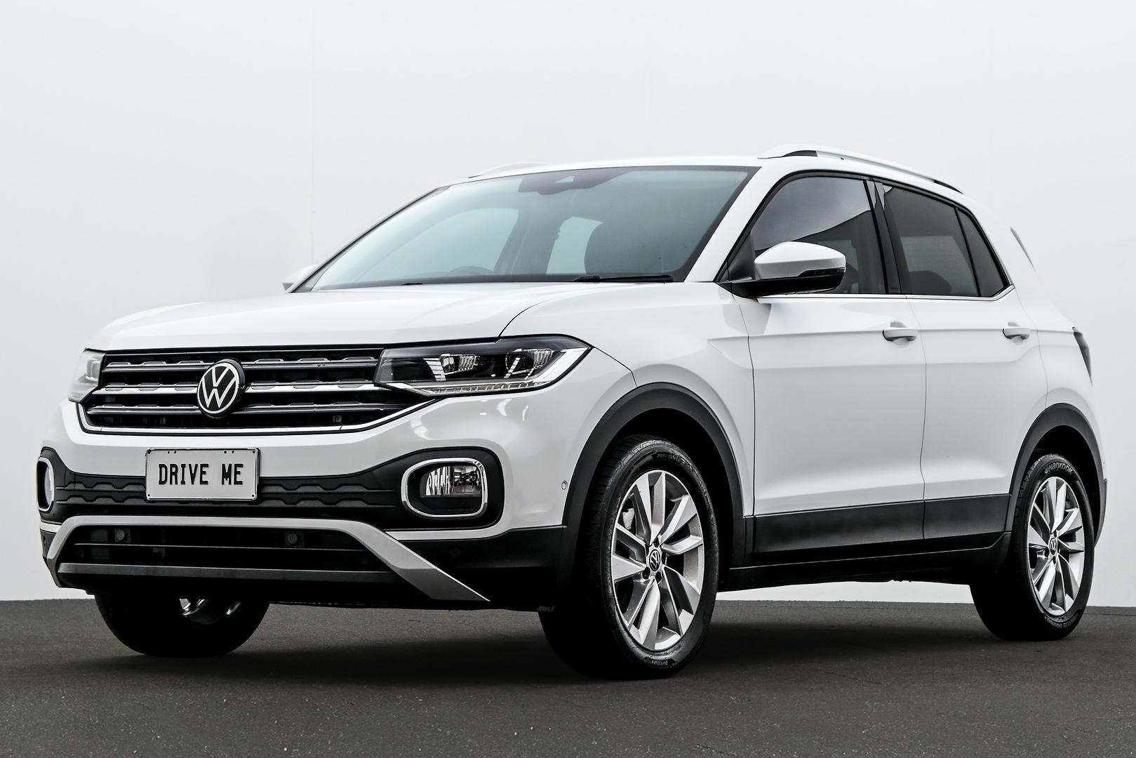 Volkswagen T-cross image 1