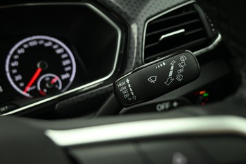 https://dvg-vehicle-assets.s3.amazonaws.com/C4991/84fpkd9hestrww00d8x8iiwnd.jpg