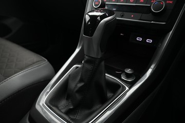 https://dvg-vehicle-assets.s3.amazonaws.com/C4991/ezgdfy7hryl3lz0w1uxi2v8qq.jpg