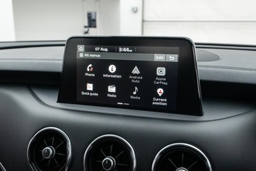 https://dvg-vehicle-assets.s3.amazonaws.com/C4992/ctg54ynjd9rswatzz18dg4e0.jpg