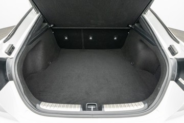 https://dvg-vehicle-assets.s3.amazonaws.com/C4992/dzxgviges9zn1pa196q8tut13.jpg