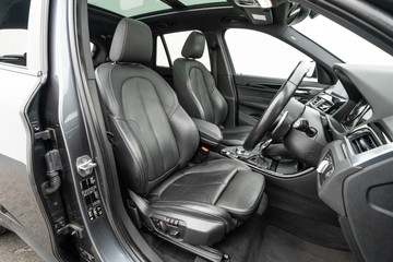 https://dvg-vehicle-assets.s3.amazonaws.com/C4996/2njzjzazieafpo6433q7ihgv9.jpg