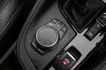 https://dvg-vehicle-assets.s3.amazonaws.com/C4996/71laspcqisszs9wgc5k16893i.jpg